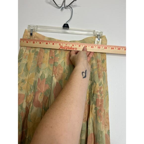 Vintage Concepts Floral Pleated Midi Skirt Women Sz 4 - Picture 12 of 14